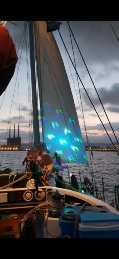 Salidas En Barco Hotel Premiá de Mar Kültér fotó