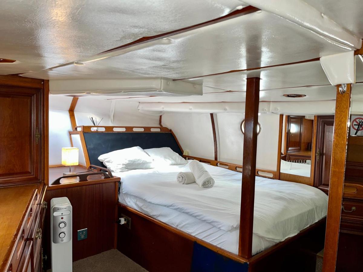 Salidas En Barco Hotel Premiá de Mar Kültér fotó